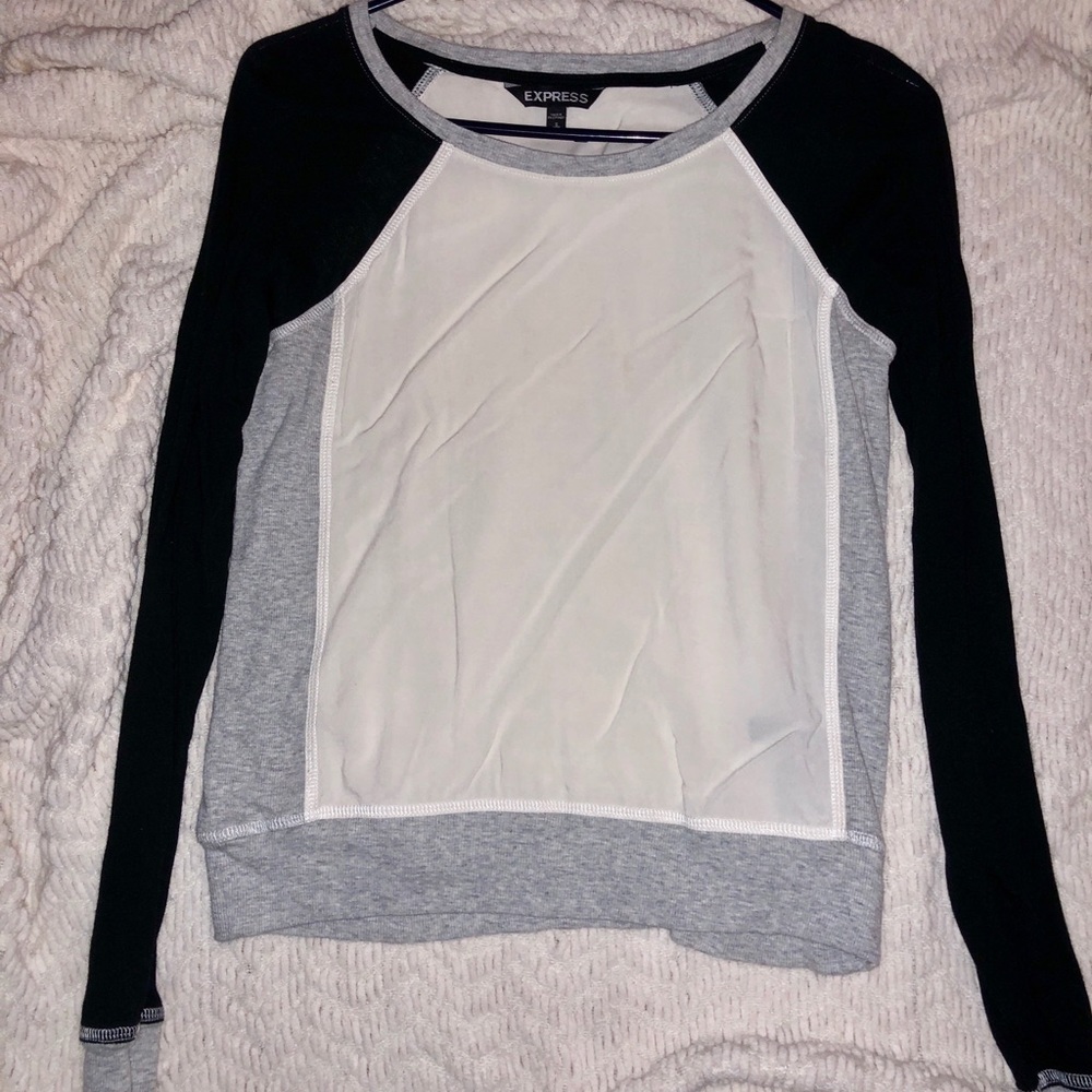 EXPRESS!! Black, white, grey top🖤